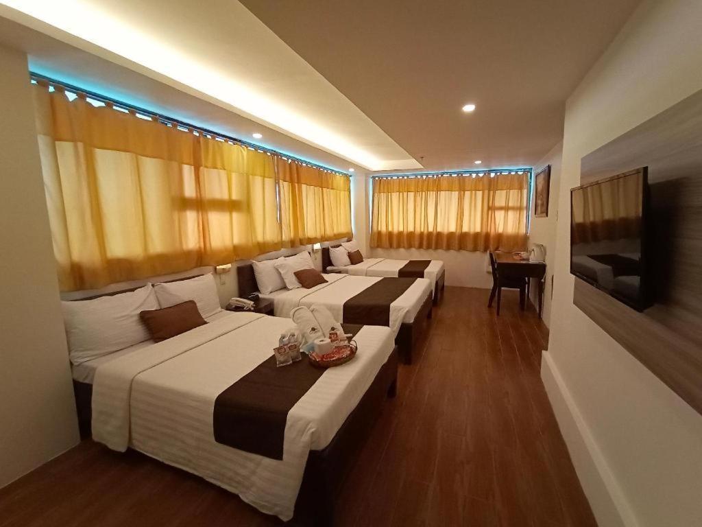 Hotel Asuncion Laoag Exterior foto