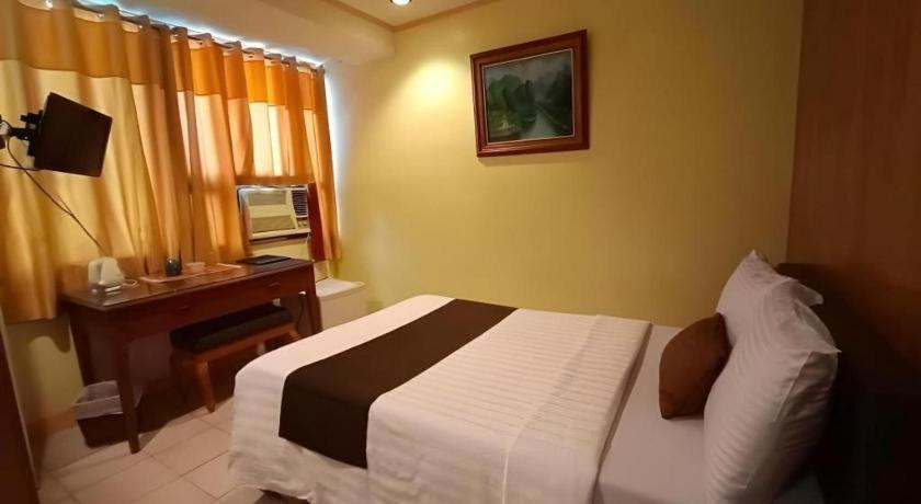 Hotel Asuncion Laoag Exterior foto